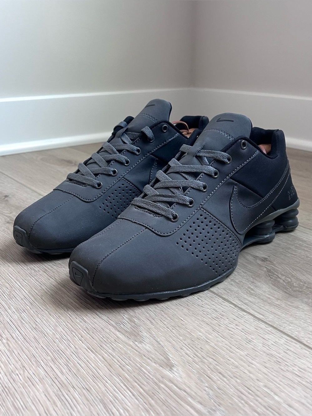 Men’s Nike Shox NZ Size 10 Black Dark Greg Running Shoes Sneakers 317547-010